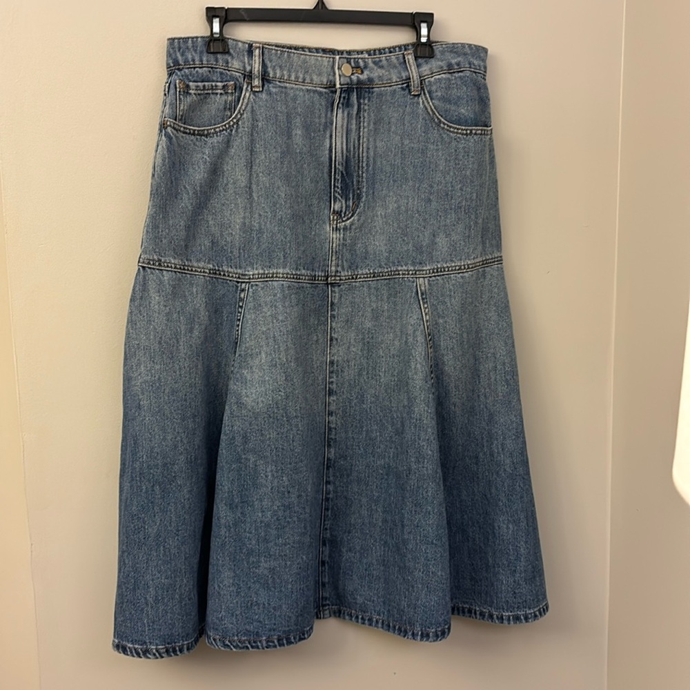 Anthropologie Denim Midi Skirt in Blue - Picture 3 of 10